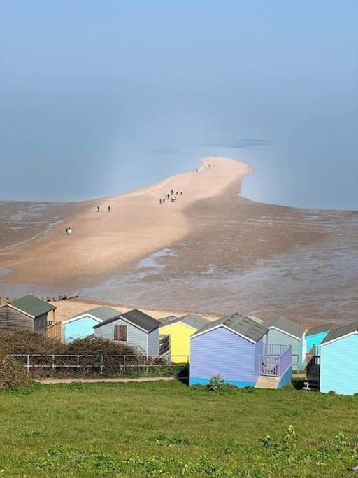 The Willow Studio - Peaceful Retreat Near Whitstable Seaside فيفرشام المظهر الخارجي الصورة