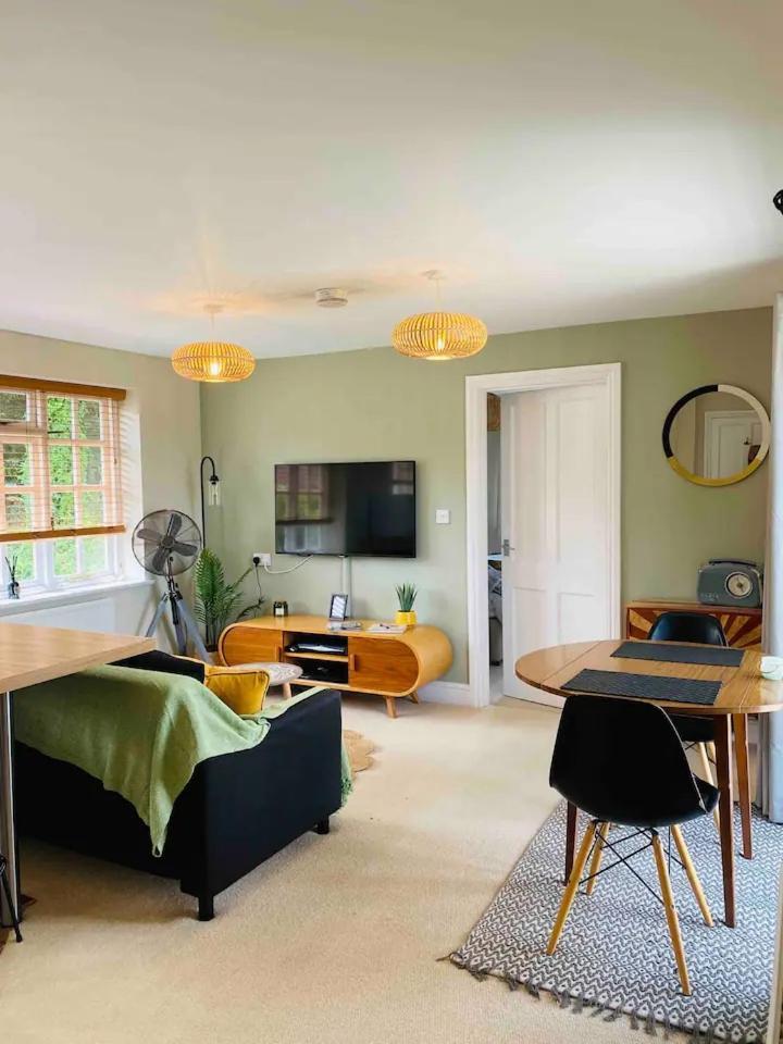 The Willow Studio - Peaceful Retreat Near Whitstable Seaside فيفرشام المظهر الخارجي الصورة